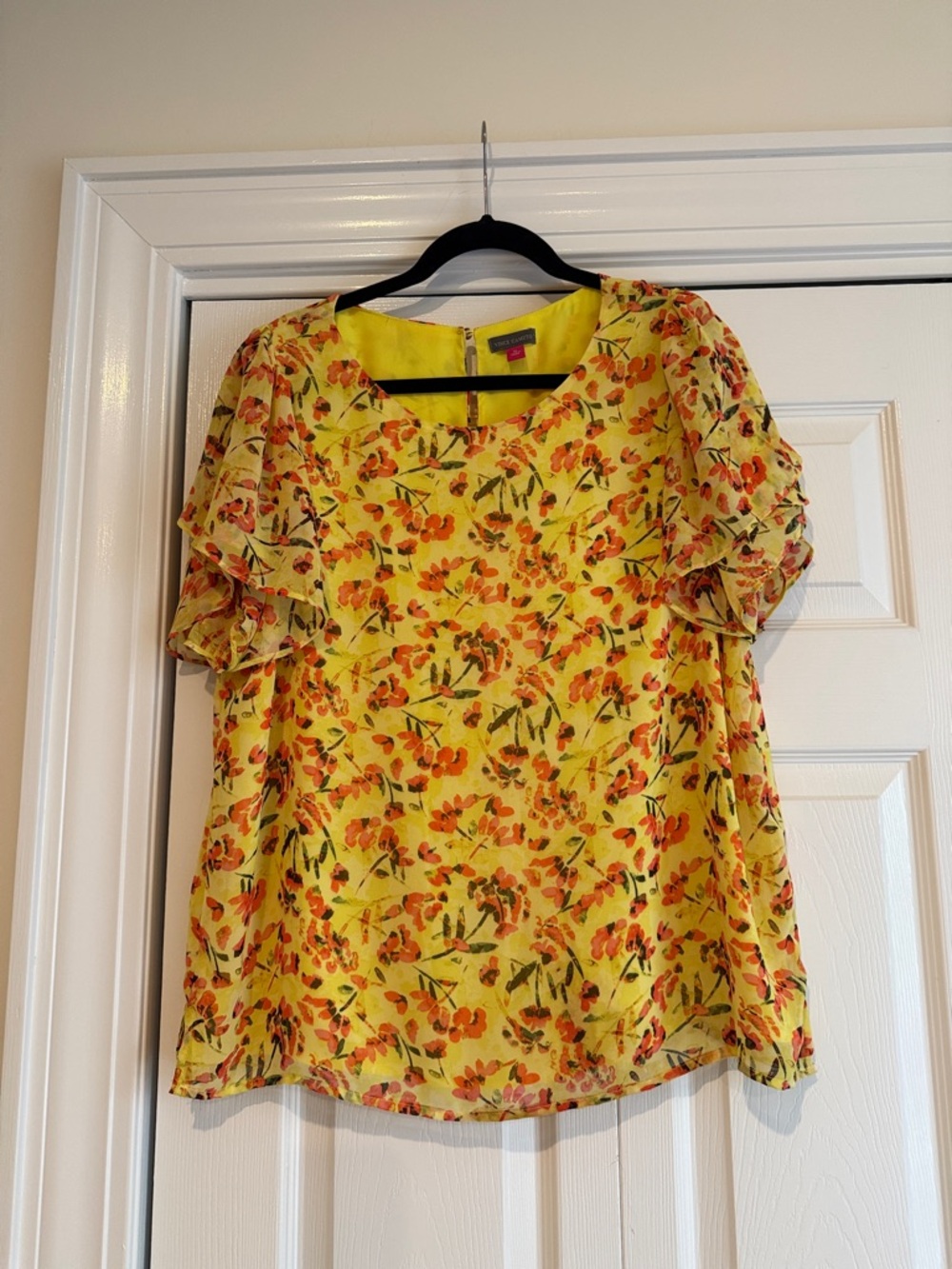 Vince Camuto Yellow Floral Ruffle-Sleeve Blouse